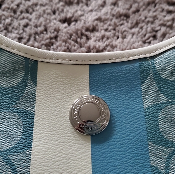 Coach crossbody/shoulder bag - Picture 2 of 4